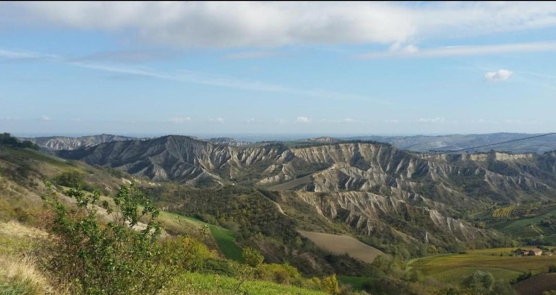 Appartamento La Mimosa Dozza Esterno foto