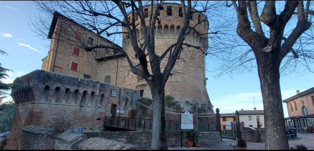 Appartamento La Mimosa Dozza Esterno foto